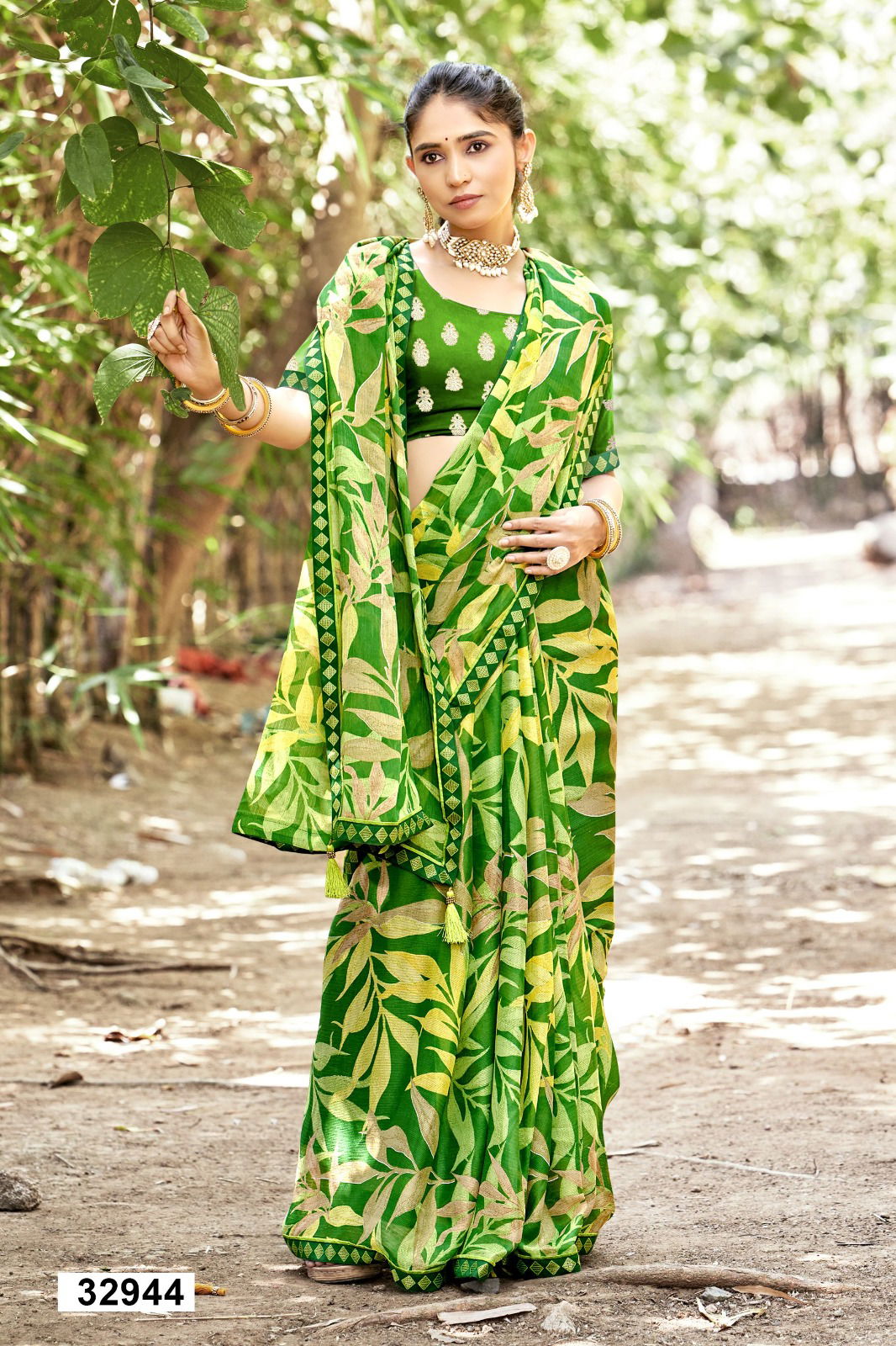 Maddy Vol 6 By Vallabhi Georgette Leaf Printed Saree Wholesalers In Delhi